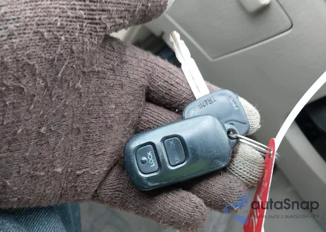 2003 Toyota Highlander V6 from USA, damaged, VIN JTEGF21A530086275